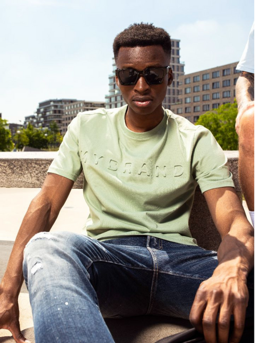 MYBRAND Outbosed Statement Tee | LIGHT GREEN