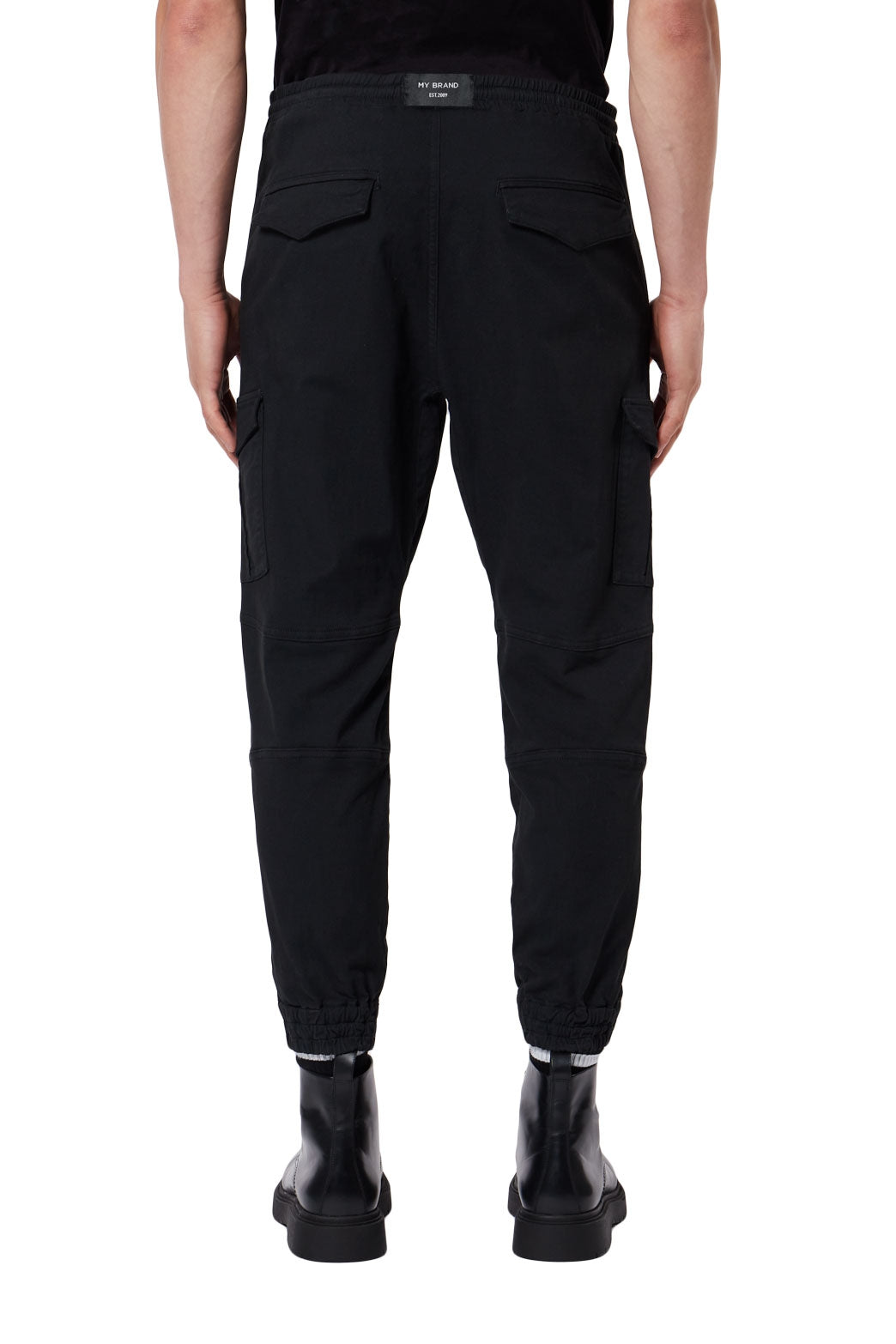 COMBALA CUFFED CARGO POCKET | BLACK